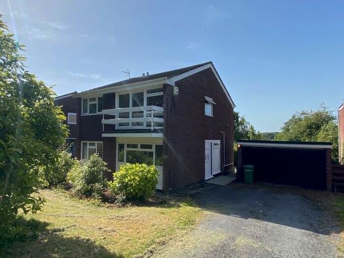 4 Bedroom Detached House To Rent In Drake Road, Wells, BA5