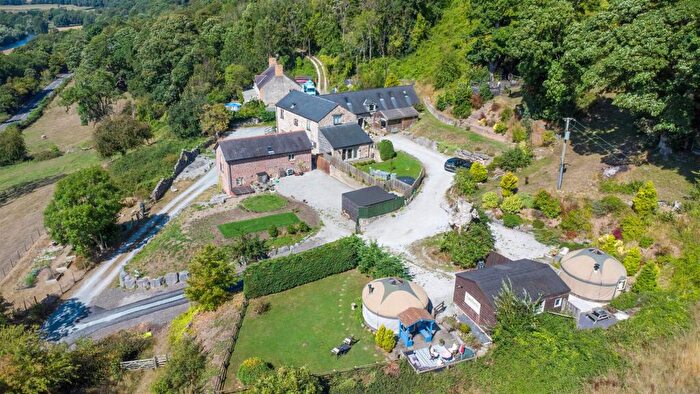 5 Bedroom Barn Conversion For Sale In Sun Bank, Llangollen, LL20