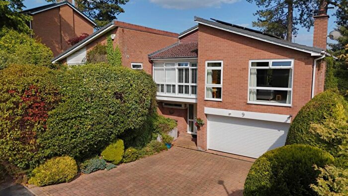 4 Bedroom Detached House For Sale In Park Crescent, Cuddington, CW8