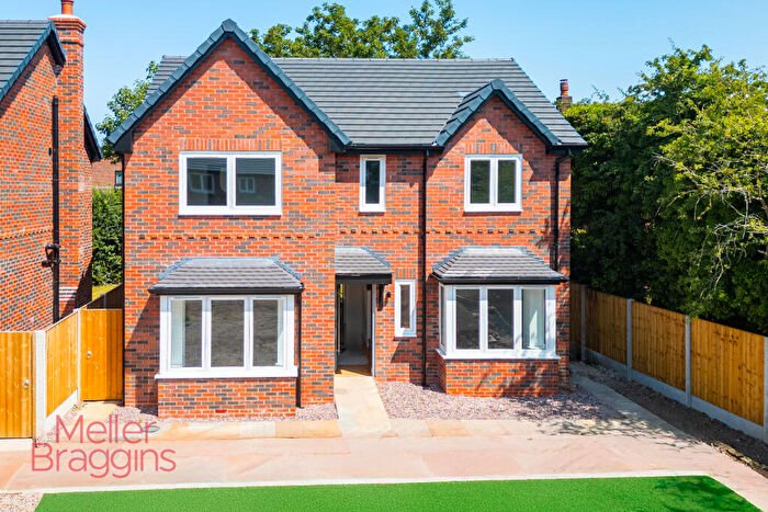 5 Bedroom Detached House For Sale In , Linnards Lane, Wincham, CW9