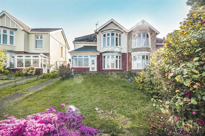 2 Bedroom Semi-Detached House For Sale In Cwrt Sart, Neath, SA11