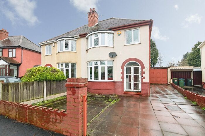 3 Bedroom Semi Detached House For Sale In Baker Street, Tipton, DY4