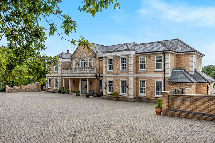 4 Bedroom Detached House For Sale In Beredens Lane, Great Warley, Brentwood, CM13