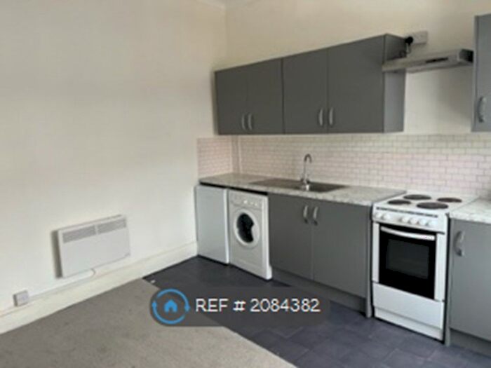 Studio To Rent In First Floor, Birmingham, B21