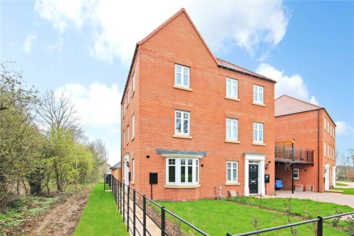 4 Bedroom Semi-Detached House To Rent In Muirfield, Durham, DH1