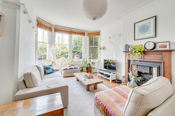 4 Bedroom Terraced House To Rent In Tetherdown, Muswell Hill, London, N10