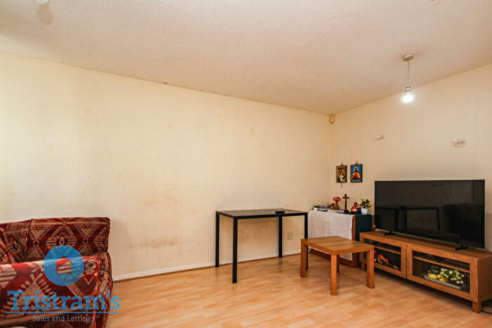 3 Bedroom End Of Terrace House For Sale In Bourne Close, Beeston, NG9