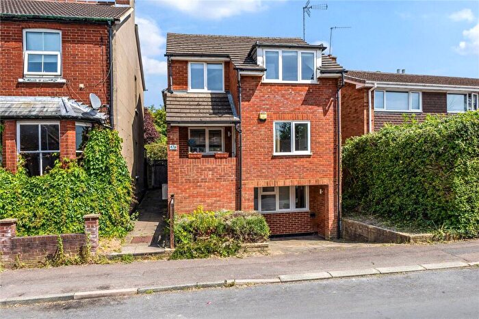 4 Bedroom Detached House For Sale In Salisbury Road, Harpenden, Hertfordshire, AL5