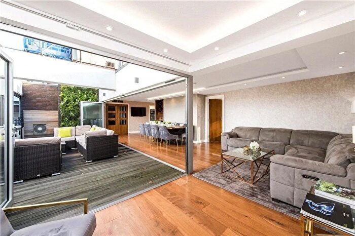 2 Bedroom Flat To Rent In Heron Place, George Street, Marylebone, W1U
