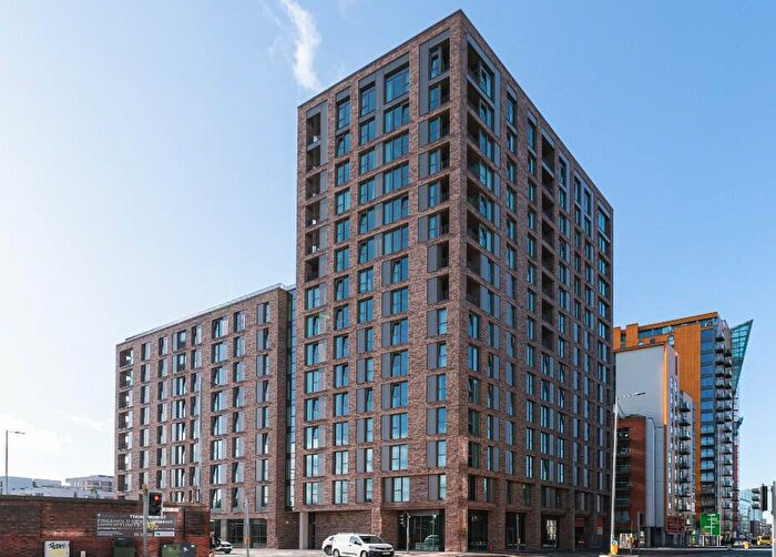 2 Bedroom Apartment To Rent In Flat . Bendix Street, Manchester, Greater Manchester, M4
