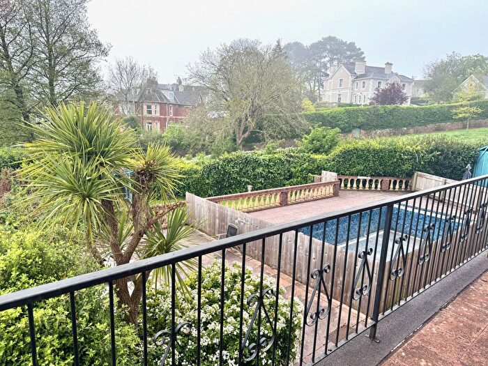 1 Bedroom Flat To Rent In Ruckamore Road, TQ2