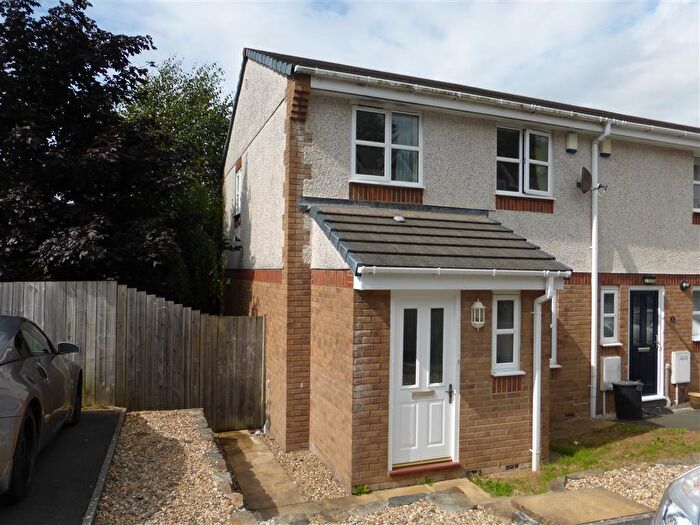 3 Bedroom House To Rent In Hardings Close, Saltash, PL12