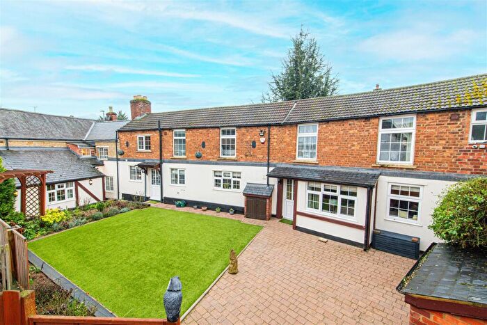 5 Bedroom House For Sale In Bakehouse Lane, Burton Latimer, NN15