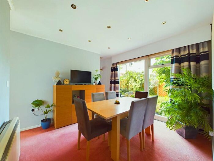 4 Bedroom Detached House For Sale In The Wheatridge East, Upton St. Leonards, Gloucester, GL4