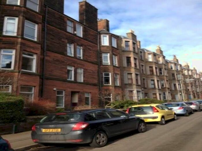 2 Bedroom Flat To Rent In Bellefield Avenue, Dundee, DD1