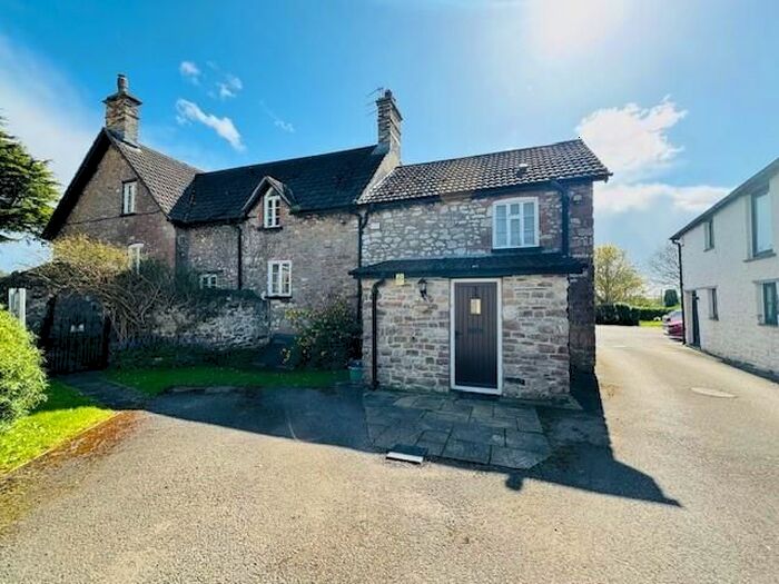 2 Bedroom Cottage To Rent In Rogiet, Caldicot, NP26