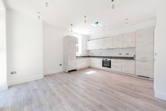 2 Bedroom Flat For Sale In West End Lane, Pinner, HA5