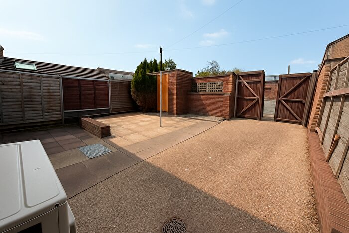 3 Bedroom Detached House To Rent In Bonchurch Close, Southampton, SO16