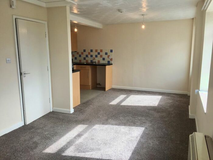 1 Bedroom Flat To Rent In Trem Y Gaer, High Street, Criccieth, LL52