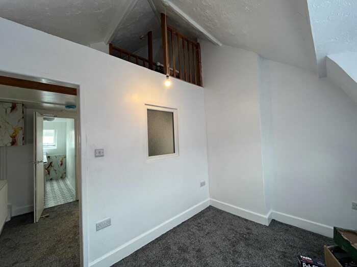 1 Bedroom Flat To Rent In Great George Street, DT4