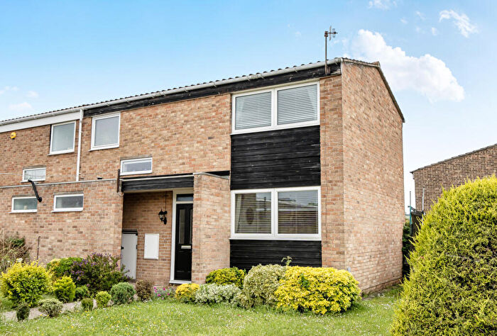 3 Bedroom End Of Terrace House For Sale In Lower Fallow Close, Whitchurch, Bristol, BS14