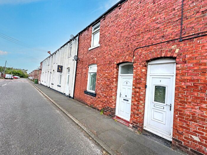 2 Bedroom Terraced House To Rent In East View, Castletown, Sunderland, Tyne And Wear, SR5