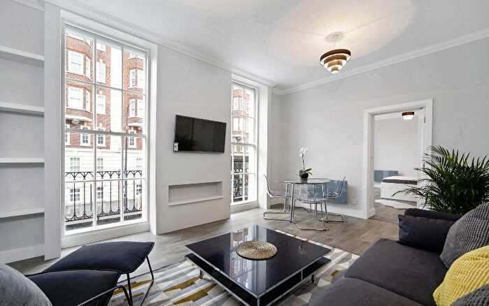 1 Bedroom Apartment To Rent In Baker Street, Marylebone, London, NW1