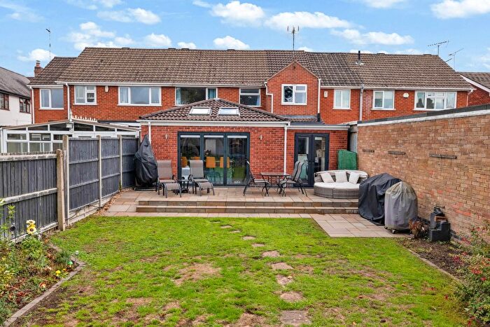 4 Bedroom Semi-Detached House For Sale In High Street, Whetstone, Leicester, LE8