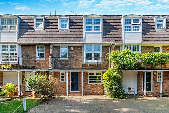 4 Bedroom Town House To Rent In Westbury Lodge Close, HA5