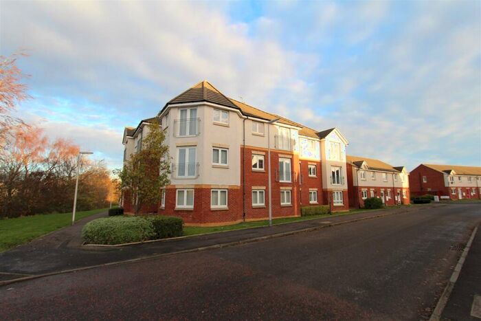 2 Bedroom Flat To Rent In McDonald Street, Dunfermline, KY11