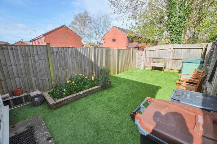 2 Bedroom End Of Terrace House To Rent In Cuthbury Gardens, Wimborne, BH21