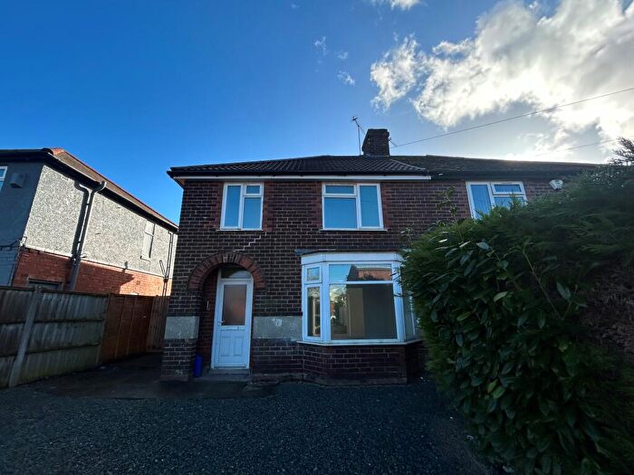 3 Bedroom House To Rent In Burton Road, Branston, DE14
