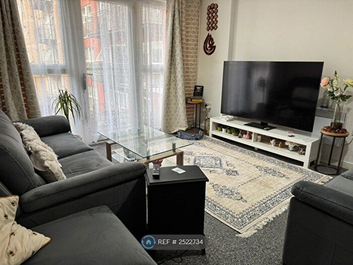 2 Bedroom Flat To Rent In Memorial Heights, London, IG2