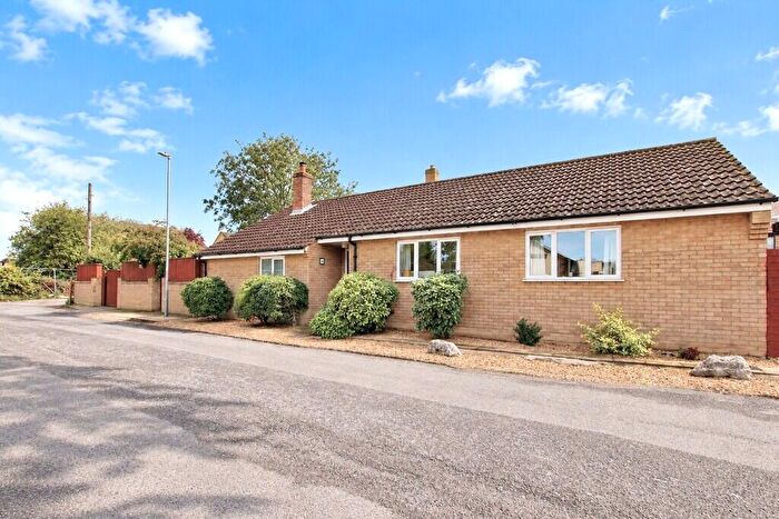 3 Bedroom Detached Bungalow For Sale In Black Horse Lane, Chatteris, PE16