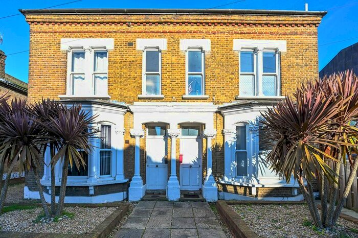 5 Bedroom Property To Rent In Hardman Road, Kingston, Kingston Upon Thames, KT2