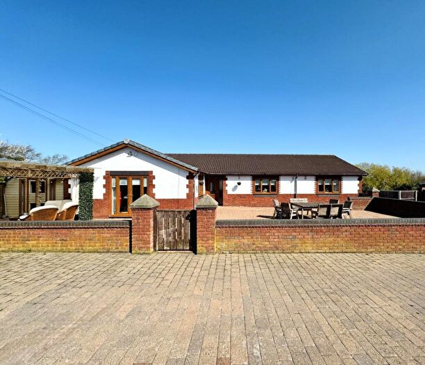 4 Bedroom Detached Bungalow For Sale In Brackenhill Avenue, Shotton Colliery, Durham, County Durham, DH6