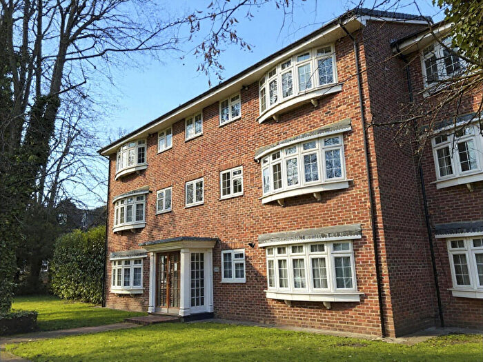 2 Bedroom Apartment To Rent In High Town Road, Maidenhead, Berkshire, SL6