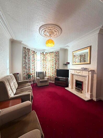 3 Bedroom Terraced House To Rent In Ferndale Street, Cardiff(City), CF11