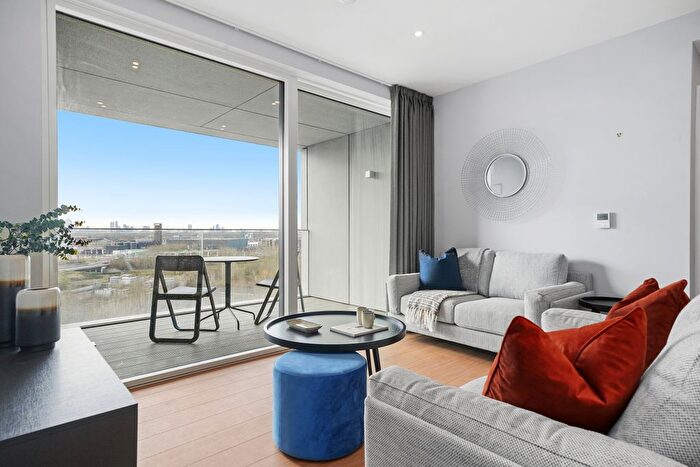 2 Bedroom Flat To Rent In , Anthems Way, London, E20