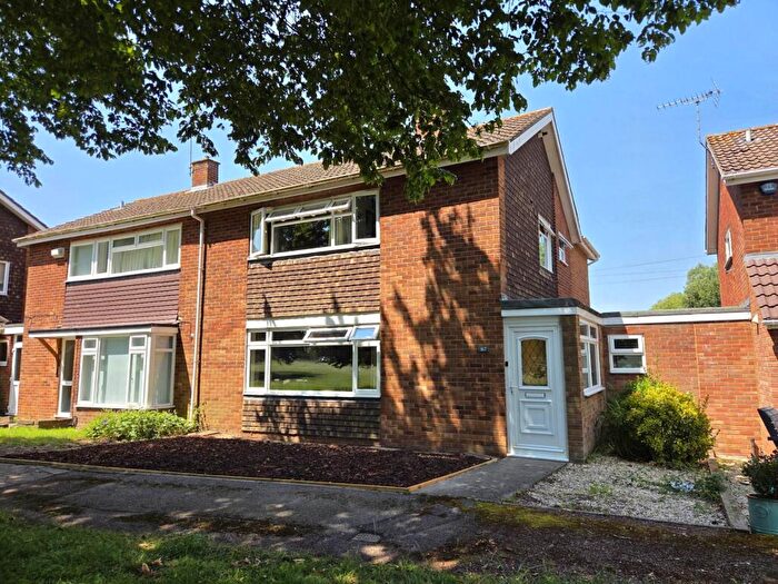 4 Bedroom House For Sale In Narbeth Drive, Aylesbury, HP20