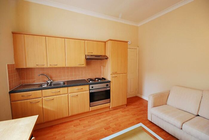 1 Bedroom Flat To Rent In Tower Street, Newcastle Upon Tyne, NE1