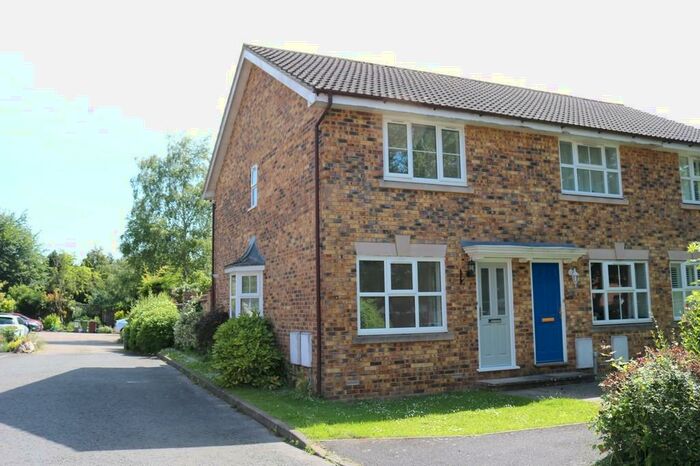 2 Bedroom End Of Terrace House To Rent In Haddenham, Buckinghamshire, HP17