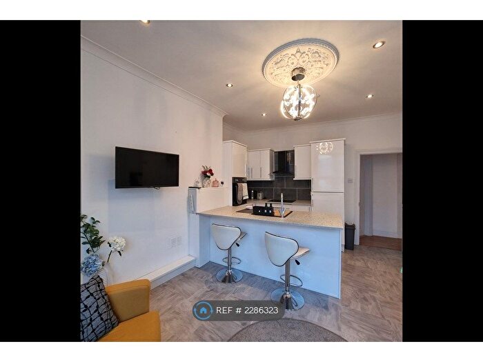2 Bedroom Flat To Rent In Pier St, Plymouth, PL1