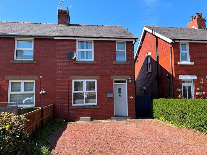 2 Bedroom Semi-Detached House For Sale In Hayfield Road, New Mills, High Peak, Derbyshire, SK22