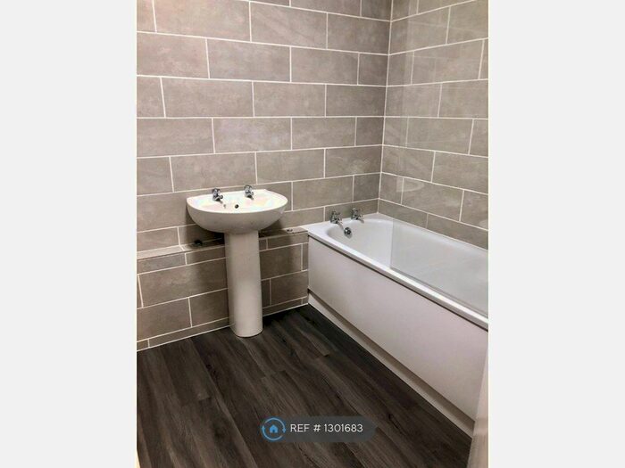 2 Bedroom Flat To Rent In The Strand, Durrington, Worthing BN12