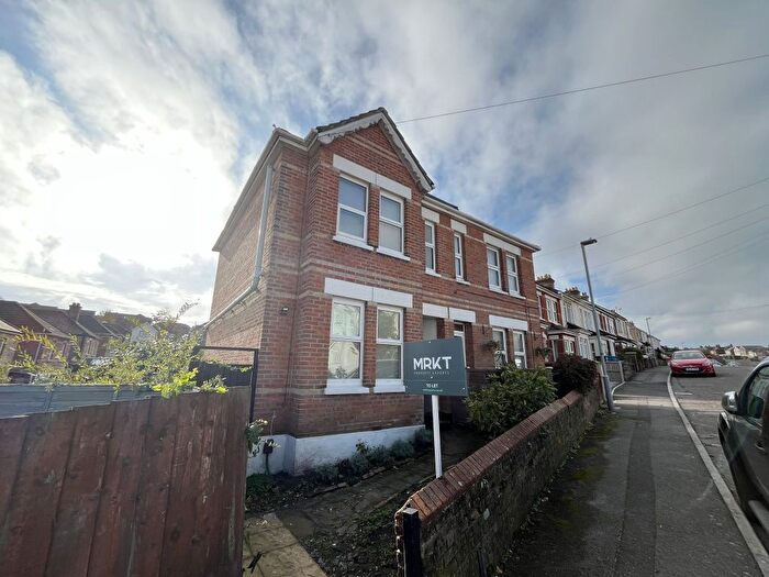 3 Bedroom Semi-Detached House To Rent In Gwynne Road, Poole, BH12