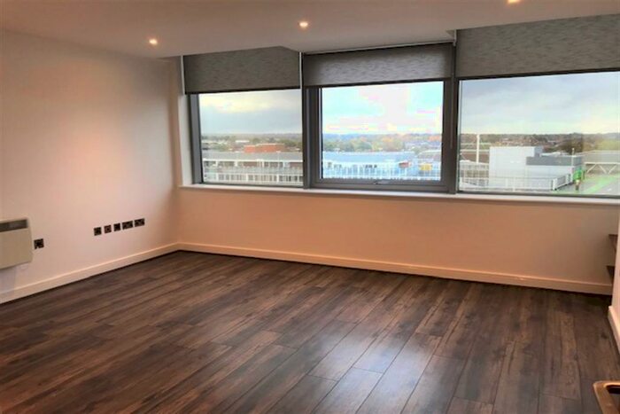 1 Bedroom Apartment To Rent In Churchill Place, Basingstoke Town Centre, RG21