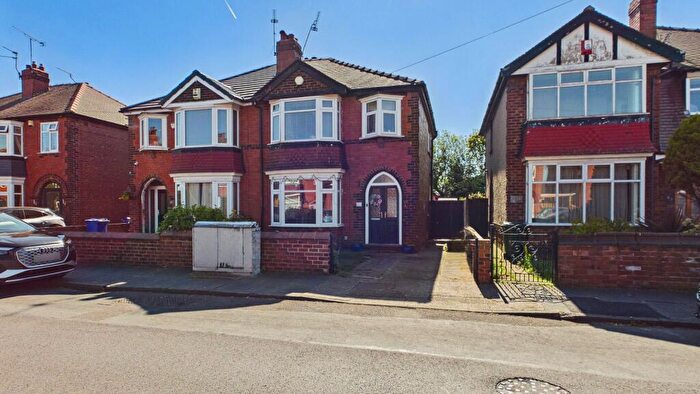 3 Bedroom Semi-Detached House For Sale In Manor Drive, Doncaster, South Yorkshire, DN2