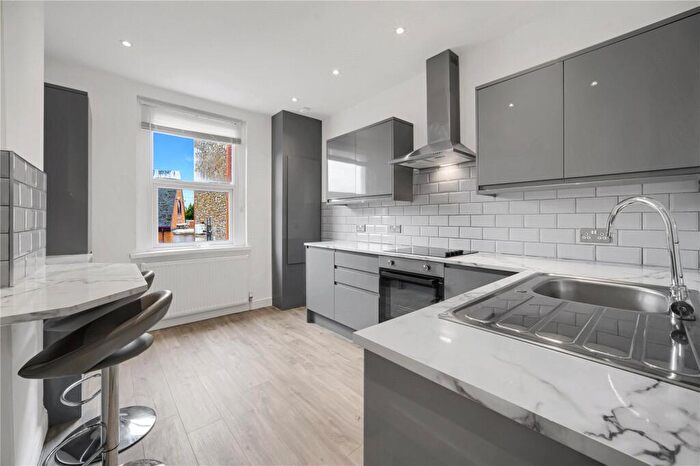 1 Bedroom Apartment To Rent In Merthyr Road, Whitchurch, Cardiff, CF14