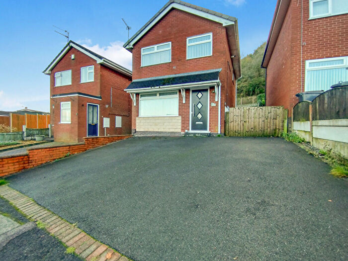 3 Bedroom Detached House For Sale In Lynn Avenue, Talke, Stoke-on-Trent, ST7